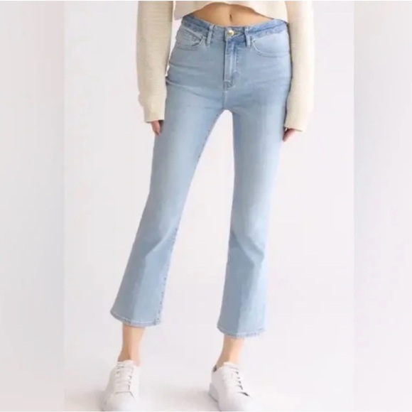 Frame Le Crop Mini Boot in Carnation size 29 - Picture 2 of 8